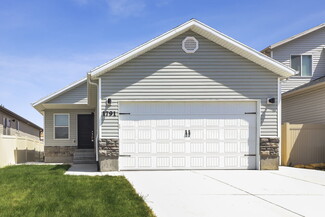 1791 E Tumwater Ln, Eagle Mountain, UT 84005