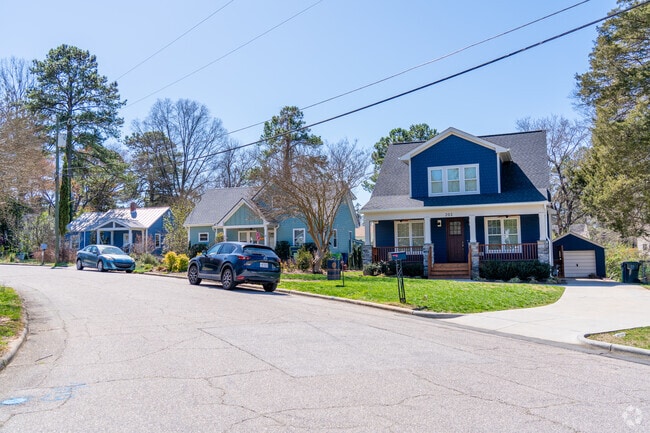 Homes in Belvedere Park come in a wide range of architectural styles.