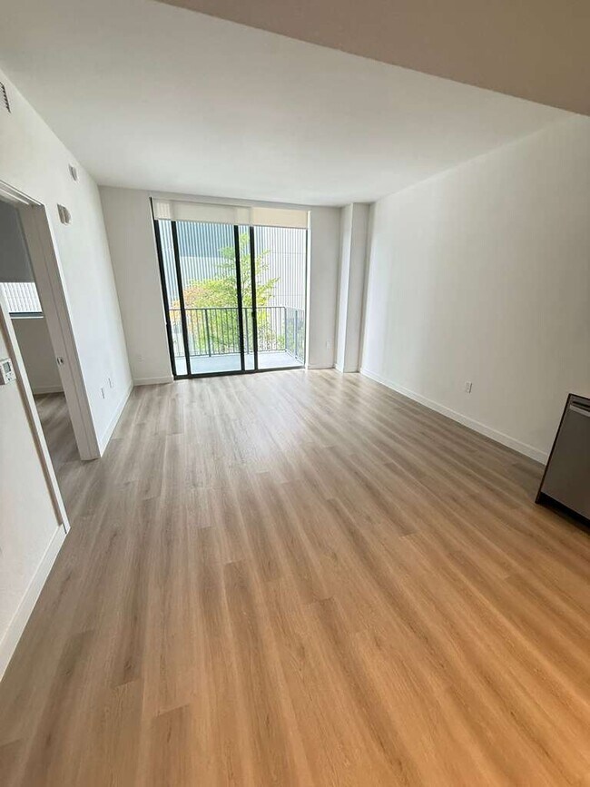 3734 NW 12th St unit A3, Miami, FL 33126 - photo 4