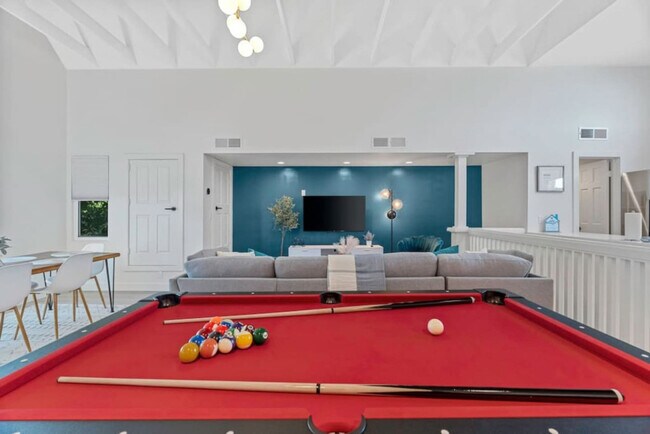 909 E Camelback Rd unit ID1366951P, Phoenix, AZ 85014 - photo 2