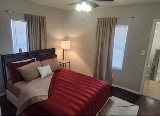 1334 W Ridgewood Ct Unit C, San Antonio, TX 78201