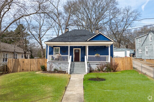 Home prices in Semmes Park range from $140,000 to $460,000, depending on renovations.