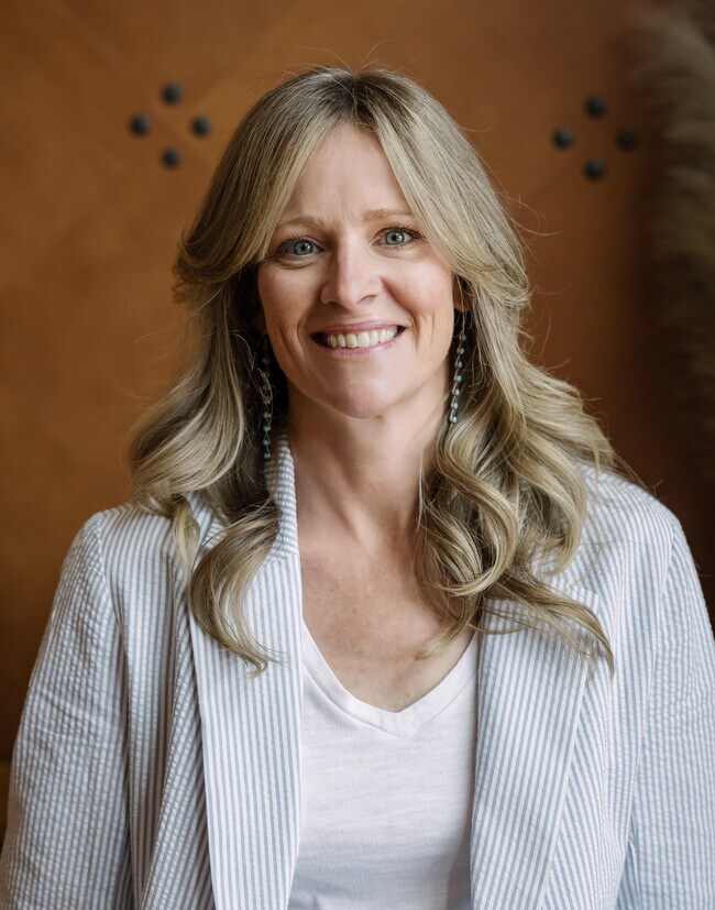 Claire Marlow