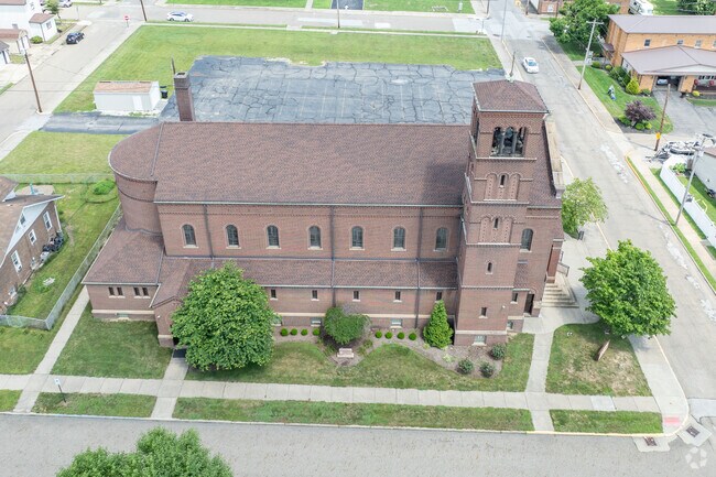 Students are close to the Ohio River at St. Francis Central School.