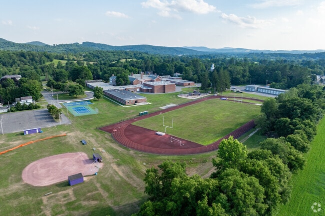 Salem Elementary School ranks #1225 in reading proficiency.