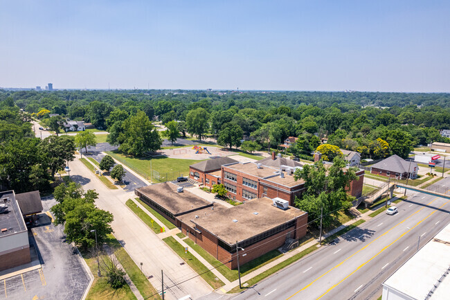 Robberson Community School is located in central north Springfield.