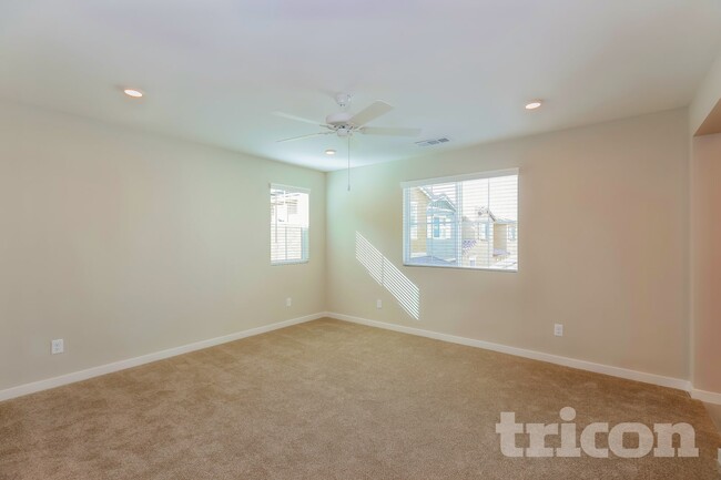 31669 Rosetta St, Menifee, CA 92584 - photo 4