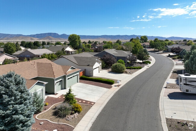 Smaller ranch-style homes dot the Pronghorn Ranch neighborhood.