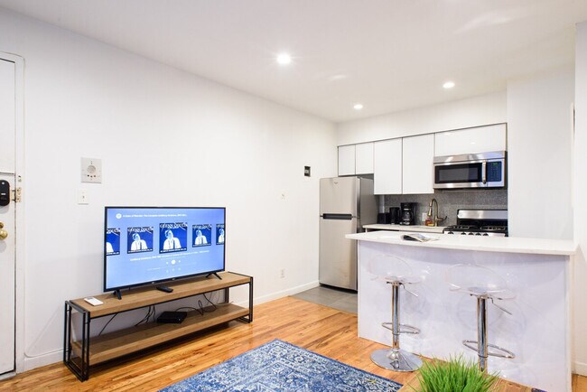 240 E 26th St unit FL4-ID1021816P, New York, NY 10010 - photo 5