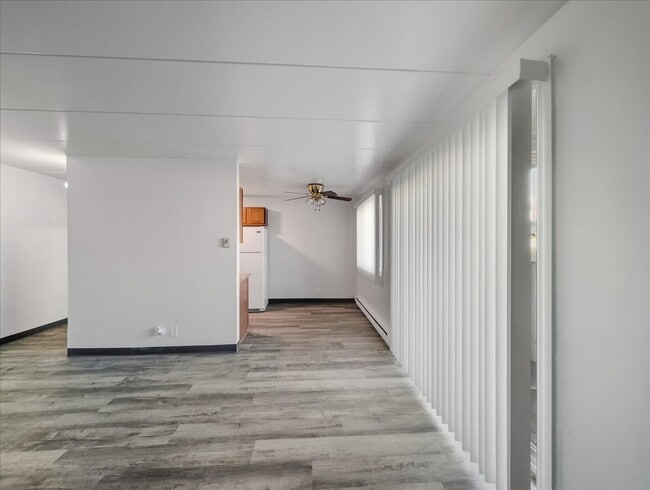 350 S Main St unit 1, Wauconda, IL 60084 - photo 4