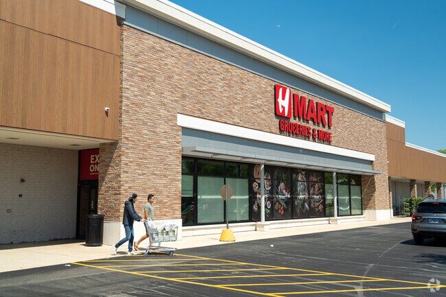 H Mart is an Asian grocery store that also offers housewares & ready-to-serve-meals near Danada.