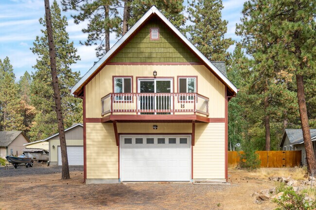 Inviting home in Deschutes River Woods, perfectly nestled in nature's embrace.