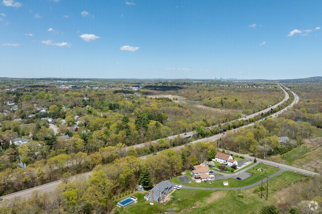 Sharon residents can hop on I95 to make it into Boston.