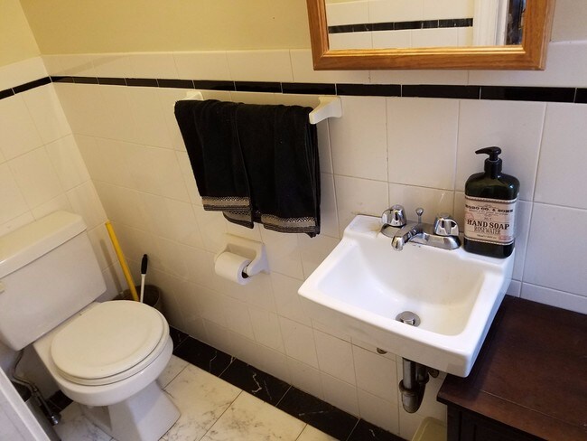 25 Everett St unit 2, Boston, MA 02128 - photo 3