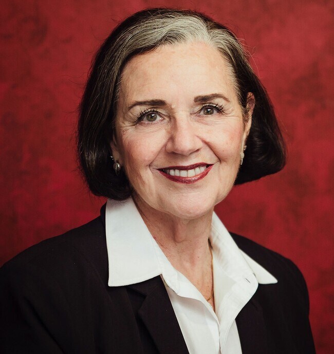 Jeanie White