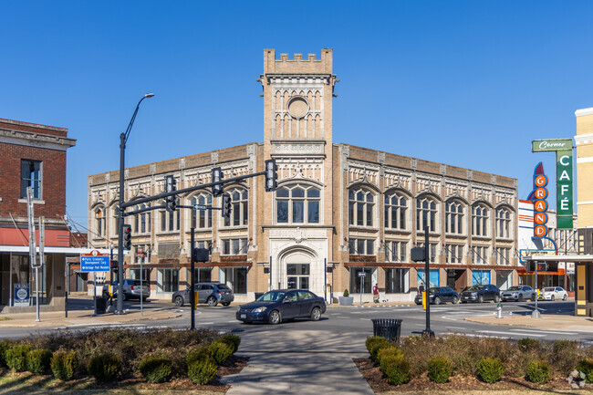 The historic charm of downtown Paris, TX, blends with modern attractions and businesses.