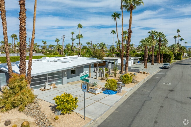 Explore iconic mid-century architecture in Palm Springs' Sunrise Park neighborhood.