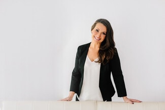 Angela Nealer