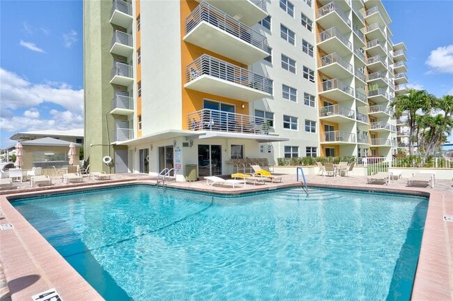 Lauderdale Tower unit 7G, Fort Lauderdale, FL 33306 - photo 2