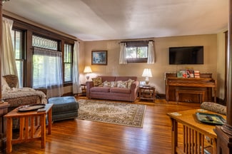2326 E 16th St, Indianapolis, IN 46201