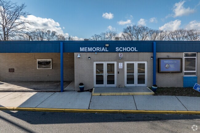Spotswood Memorial School has a B-minus grade from Niche.