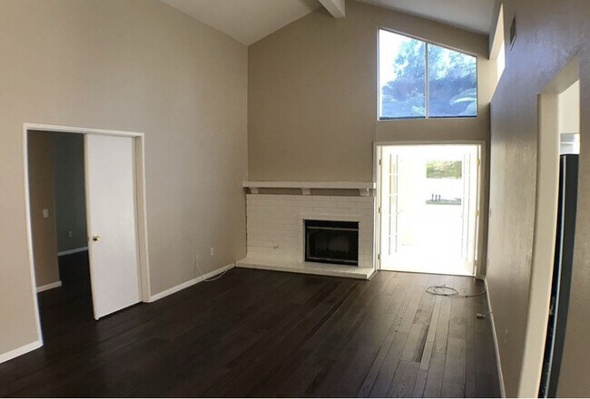 41430 Avenida de la Reina, Temecula, CA 92592 - photo 5