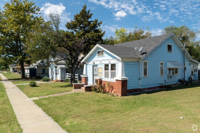 Light blue home reflects the mix of styles in Independence’s housing market.