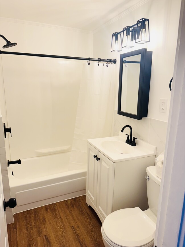 49 Lawrence St unit Apartment 2, Salem, MA 01970 - photo 5