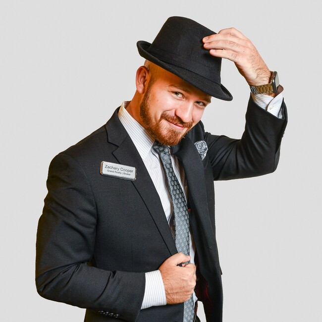 Agent Photo
