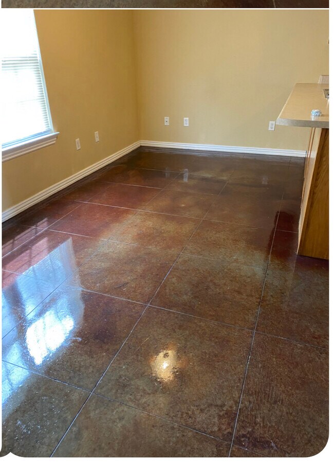 2910 Meridian Plaza Unit C, Siloam Springs, AR 72761