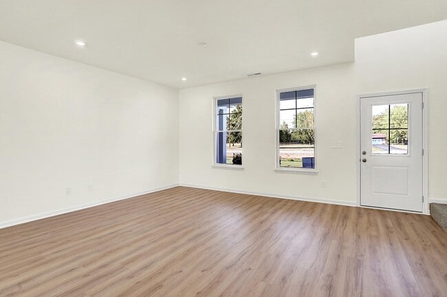 8520 Goldfinch Rd, Brownsburg, IN 46112 - photo 3