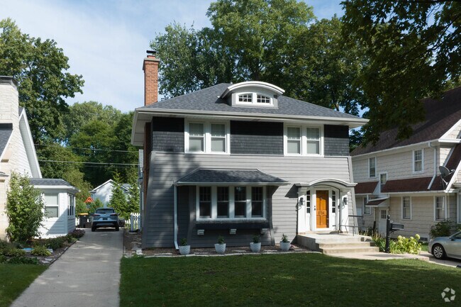 Wauwatosa has many unique four square design homes.