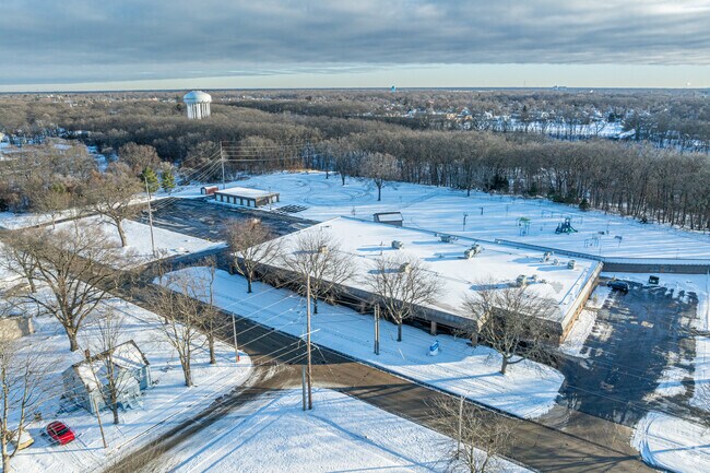 Lakeshore Learning Center is located in Muskegon, Michigan.