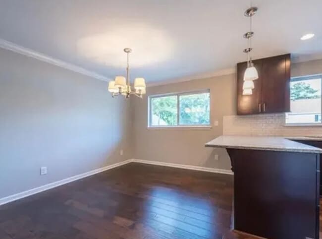 7311 Cardigan Cir, Atlanta, GA 30328 - photo 5