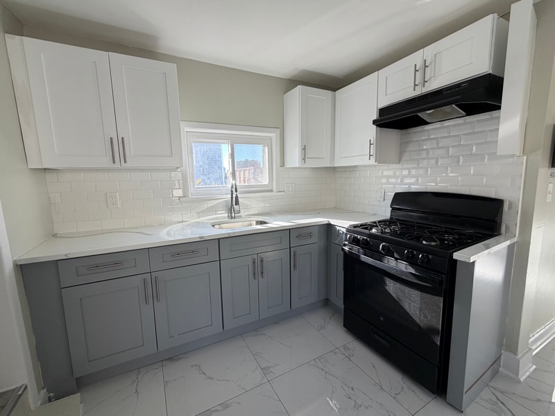 123 Parker St, Newark, NJ 07104 - photo 1