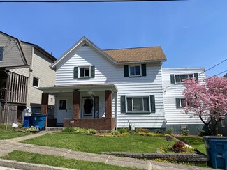 228 S 6th St Unit 2, Youngwood, PA 15697