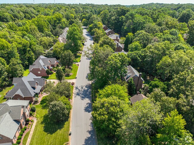 Friendly Acres is set deep in mature landscape on the outskirts of Greensboro.