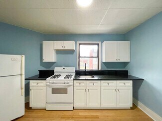 15 Welsford St Unit 2, Pittsburgh, PA 15213