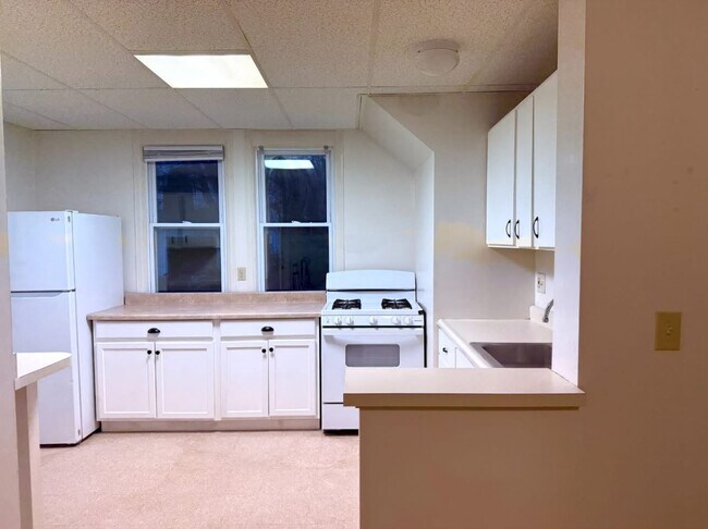 33 Lake St unit 1, Stamford, NY 12167 - photo 6