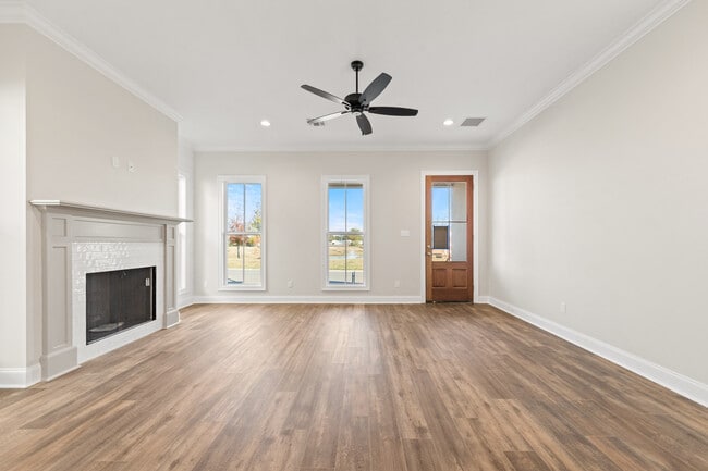 408 Flores Ct, Lafayette, LA 70507 - photo 7