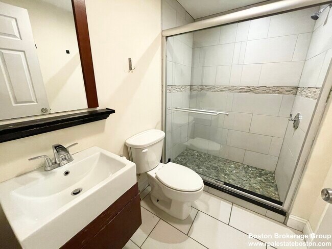 17 Sachem St unit 2, Roxbury Crossing, MA 02120 - photo 7