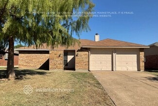 2650 Fairmont Dr, Grand Prairie, TX 75052