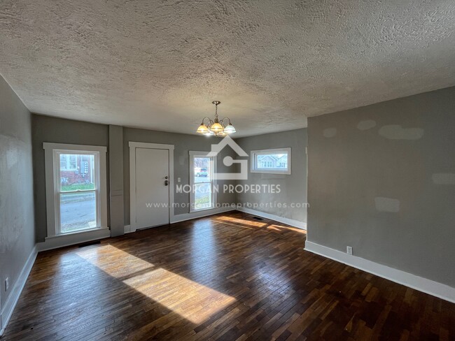 1102 Spring St, New Castle, IN 47362 - photo 2