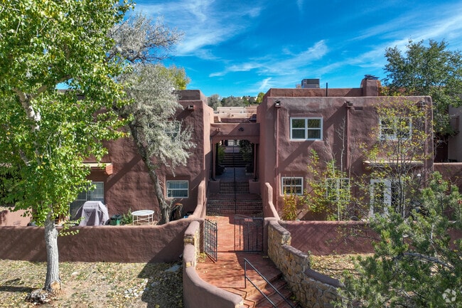 Townhomes are popular around Valle del Sol and come in many sizes and styles.