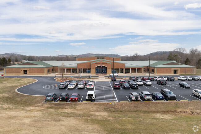 Brooks Elementary School has 419 students.