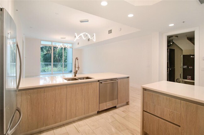 Biscayne Landing unit 107, North Miami, FL 33181 - photo 4