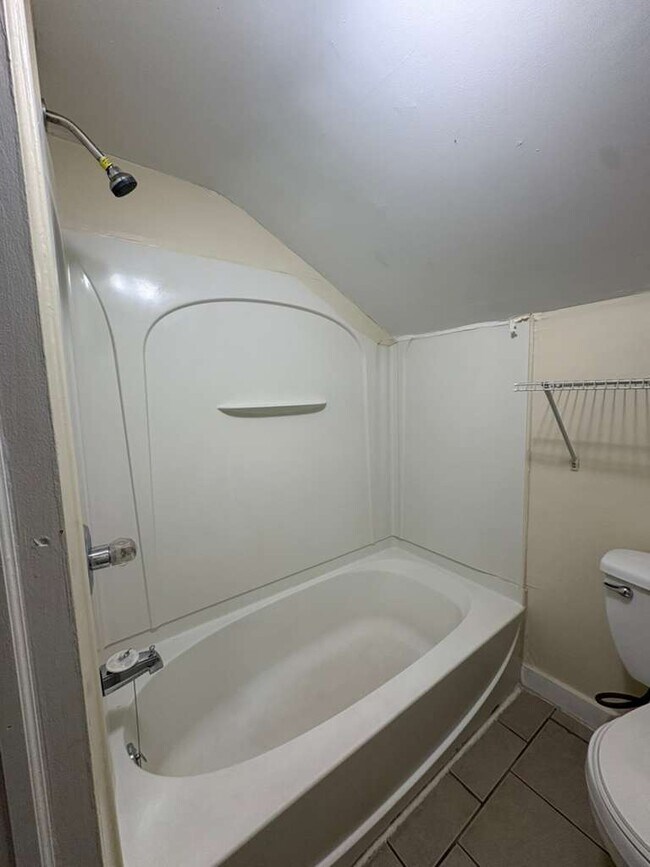 276 Clinton Ave unit 3, New Haven, CT 06513 - photo 7