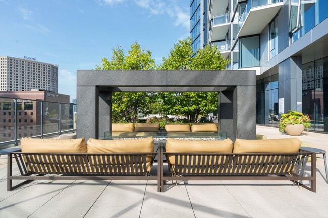 7SEVENTY7, Milwaukee, WI 53202 - photo 7