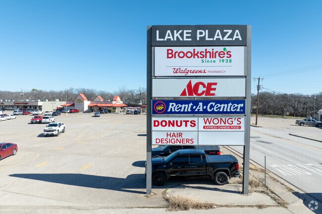 Lake Plaza is a popular shopping location for the citizens of Azle, Texas.