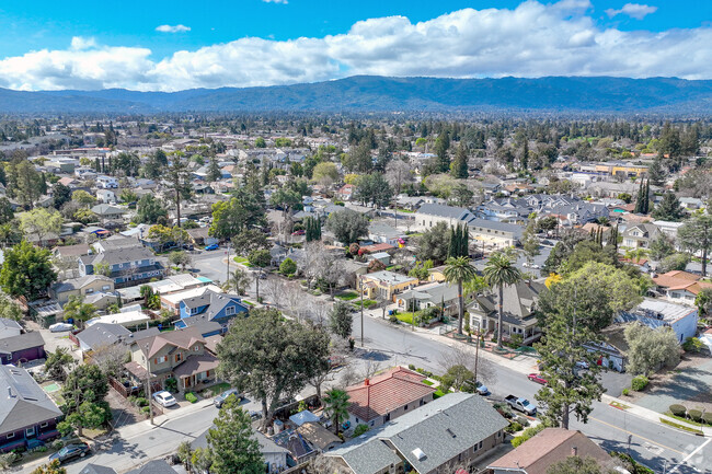 An overview of the residential homes in Downtown Campbell.
